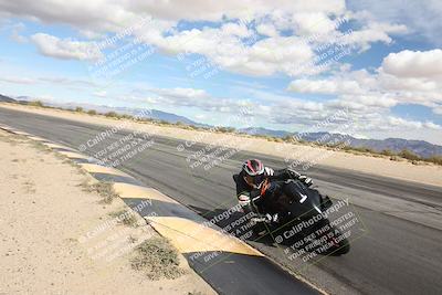 media/Nov-16-2025-Race Pace (Sun) [[8c5fa54630]]/Verified Riders/6-Turn 10 Inside (1145am)/